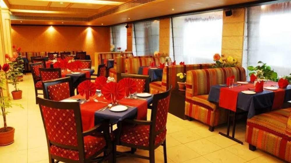 Vishwaratna Hotel Guváhátí Exteriér fotografie